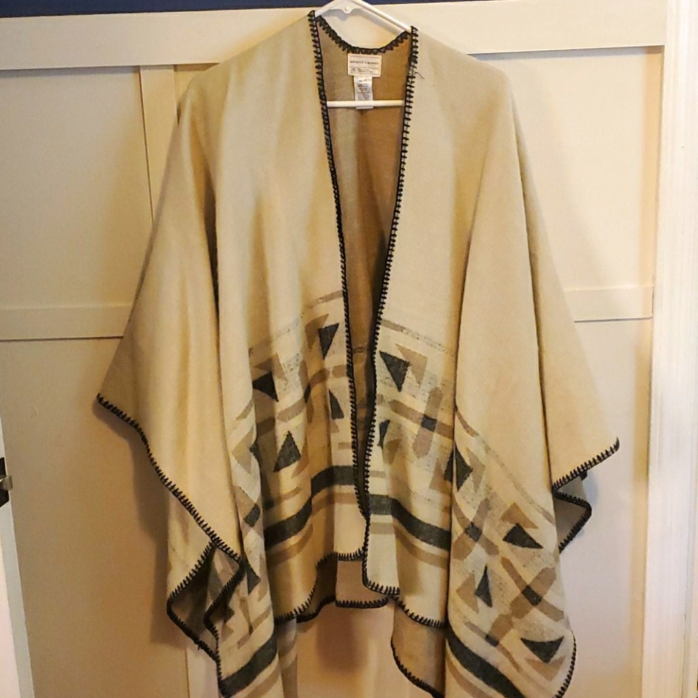 Poncho shawl